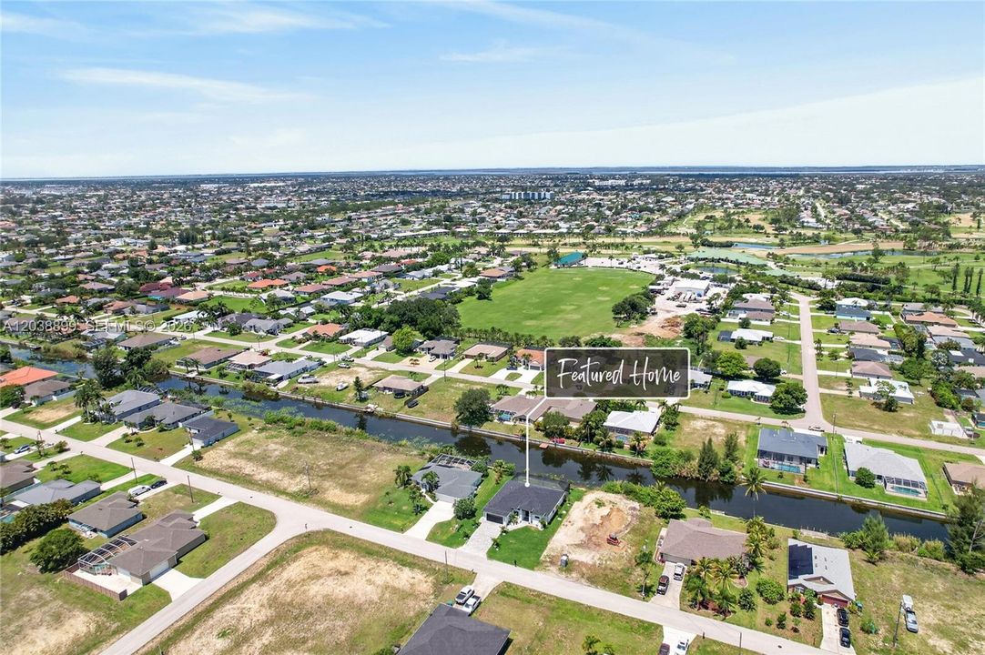 For Sale: $610,000 (4 beds, 3 baths, 1735 Square Feet)