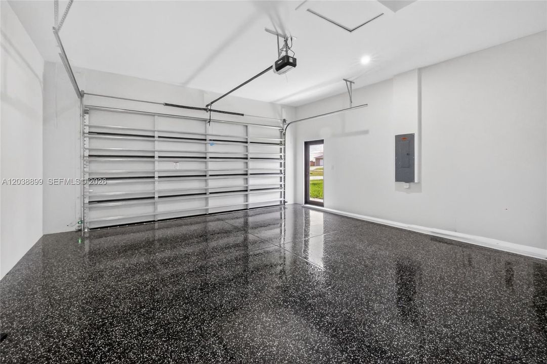 For Sale: $610,000 (4 beds, 3 baths, 1735 Square Feet)