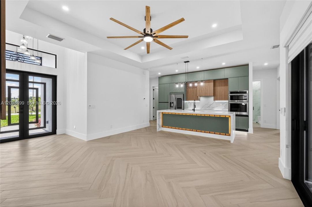 For Sale: $610,000 (4 beds, 3 baths, 1735 Square Feet)