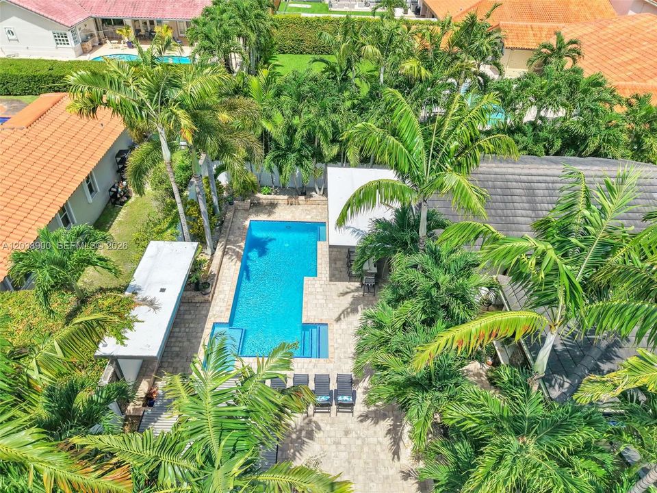 На продажу: $1,995,000 (4 спален, 3 ванн, 3907 Квадратных фут)