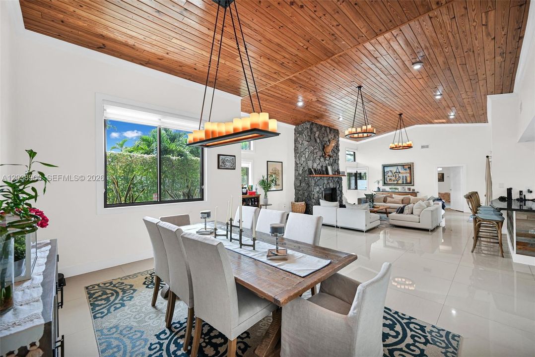 Dining Room/Living Room