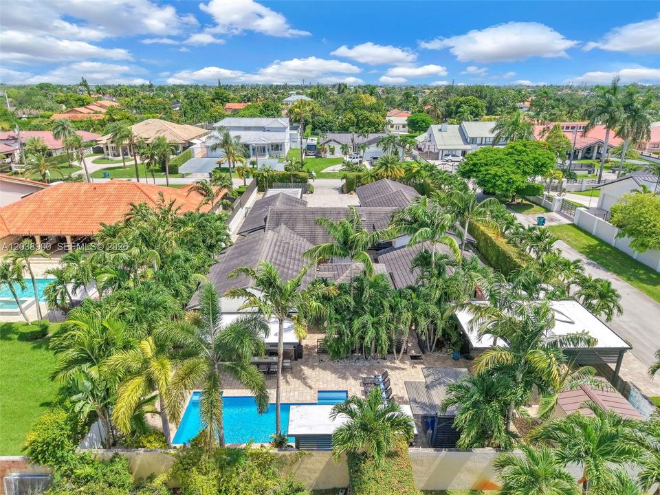 На продажу: $1,995,000 (4 спален, 3 ванн, 3907 Квадратных фут)