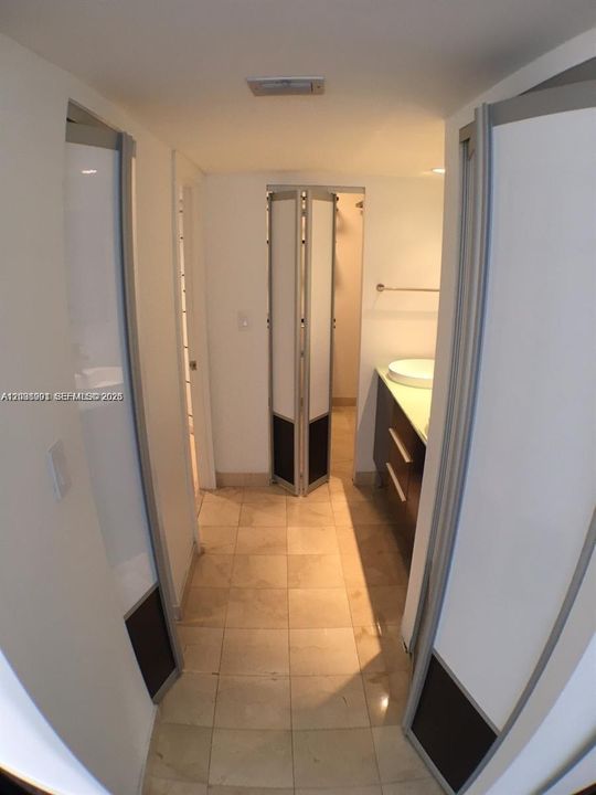 For Rent: $6,800 (2 beds, 2 baths, 1324 Square Feet)