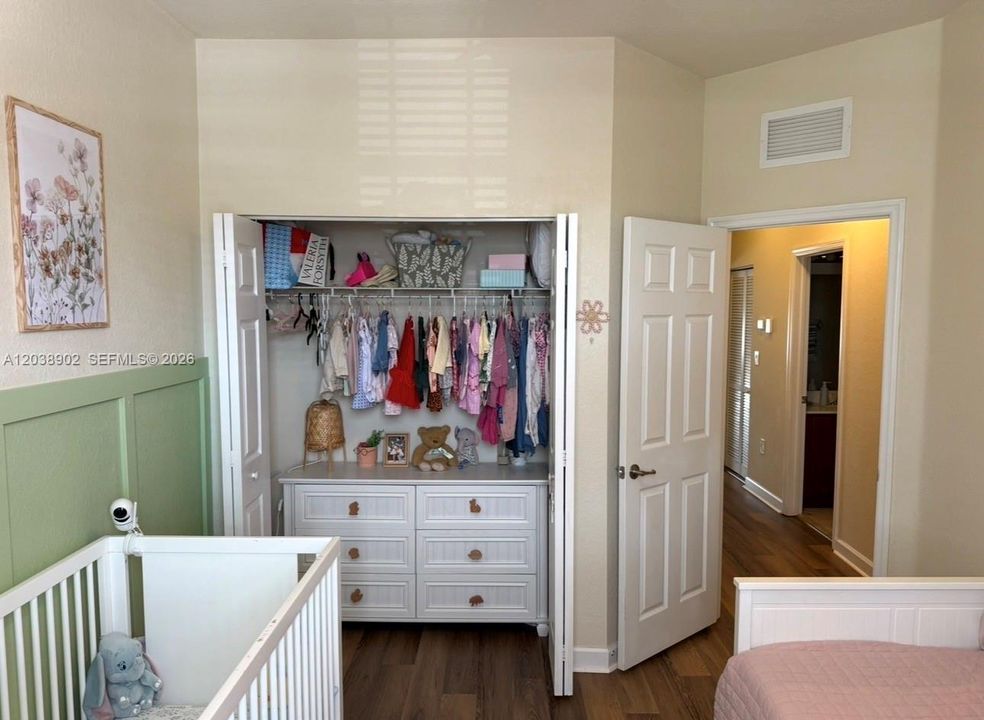 2nd Bedroom