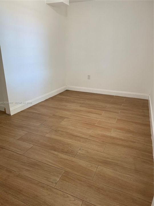 En Renta: $2,100 (2 camas, 1 baños, 4077 Pies cuadrados)