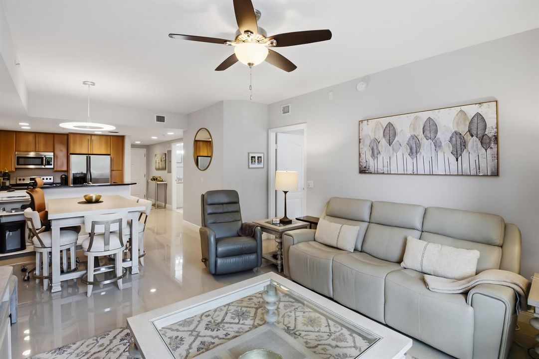 20260615-01-101 SE 20th Ave Unit 201, De