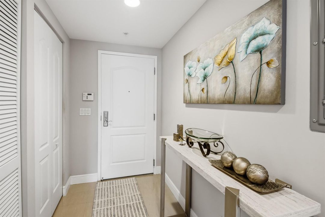 20260615-01-101 SE 20th Ave Unit 201, De
