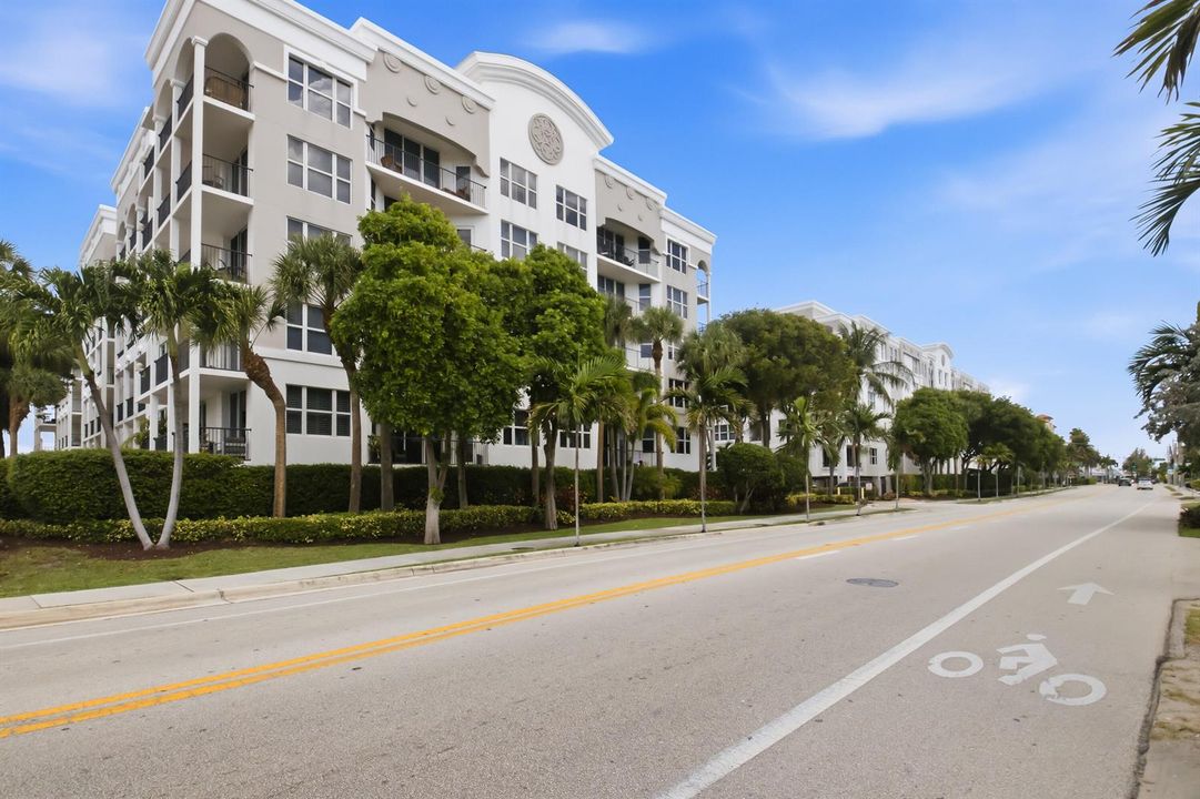 20260615-01-101 SE 20th Ave Unit 201, De