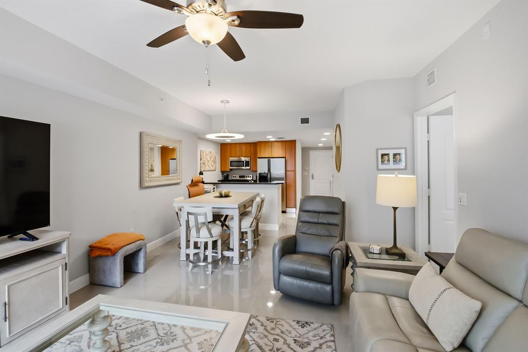 20260615-01-101 SE 20th Ave Unit 201, De