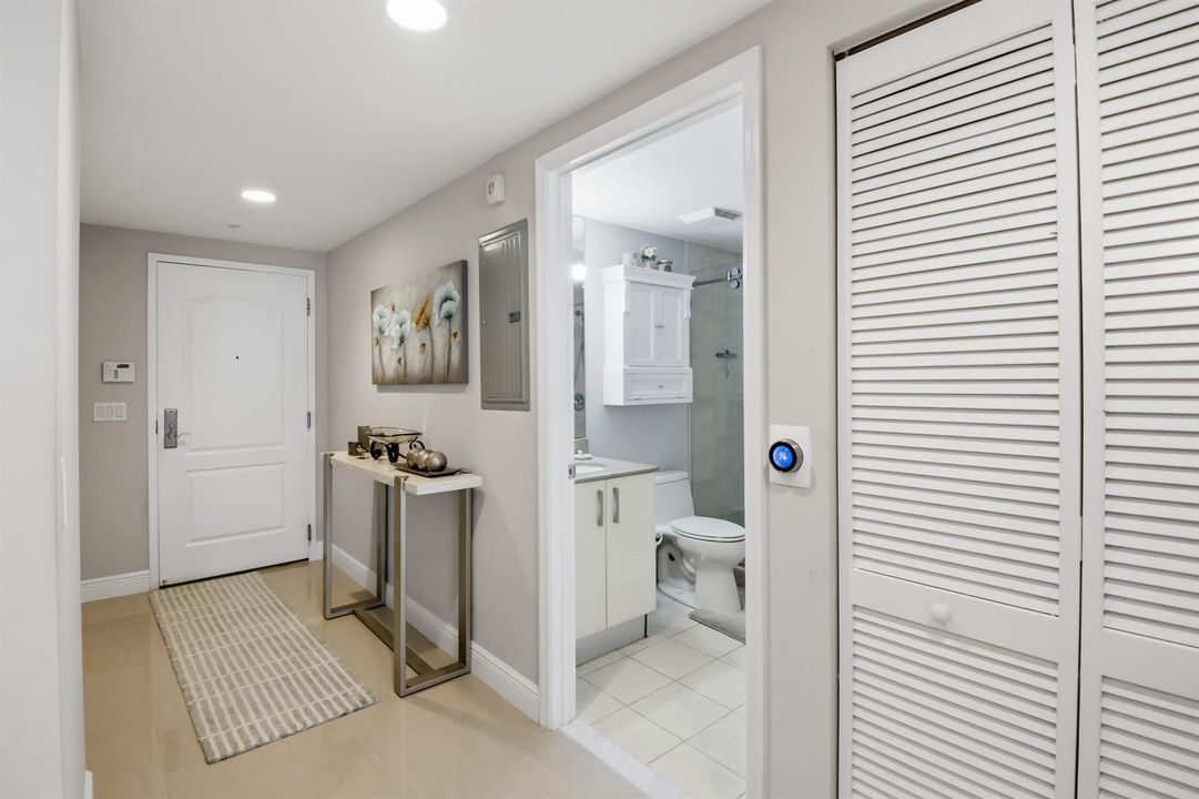 20260615-01-101 SE 20th Ave Unit 201, De