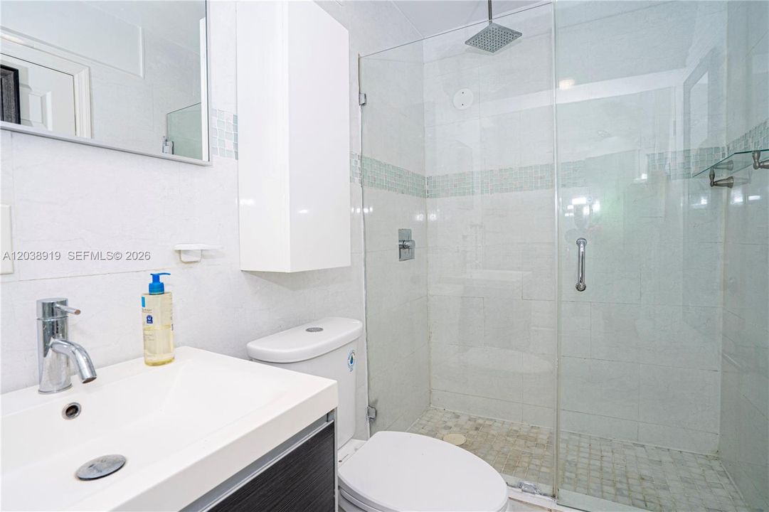 В аренду: $3,800 (3 спален, 2 ванн, 2398 Квадратных фут)