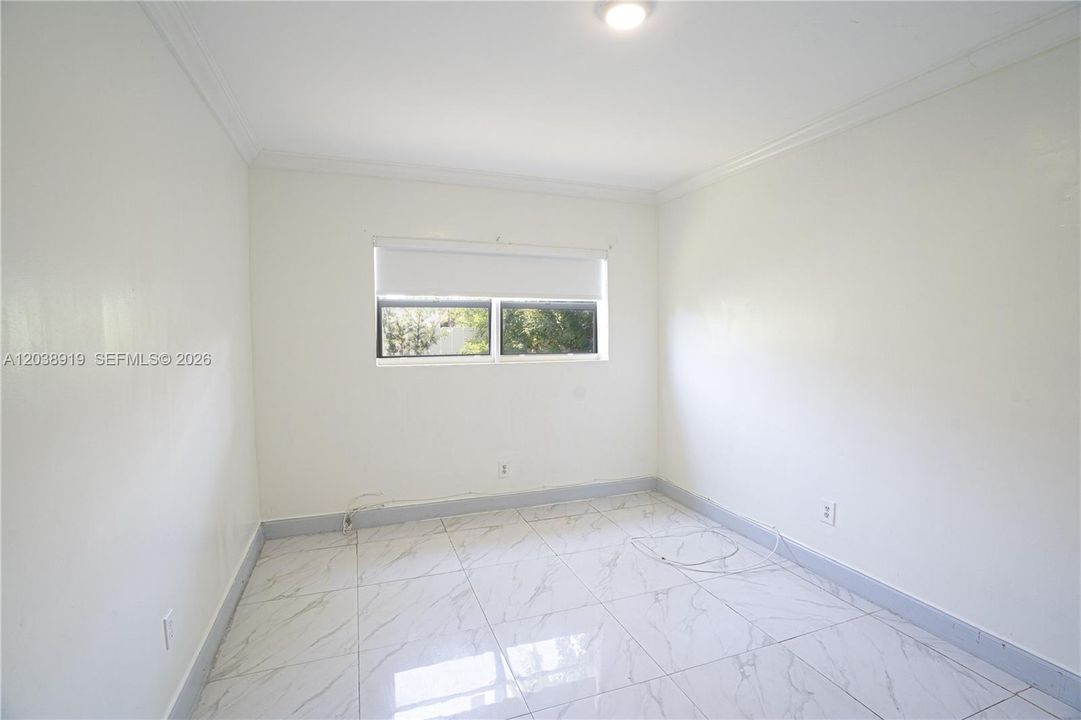 В аренду: $3,800 (3 спален, 2 ванн, 2398 Квадратных фут)