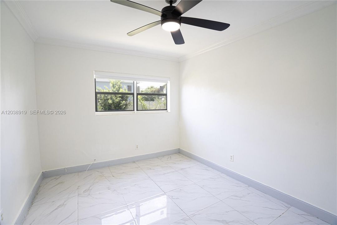 В аренду: $3,800 (3 спален, 2 ванн, 2398 Квадратных фут)