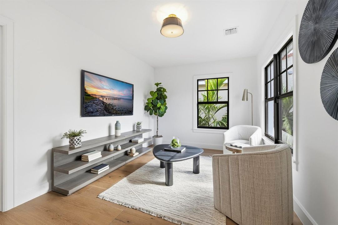 LOFT