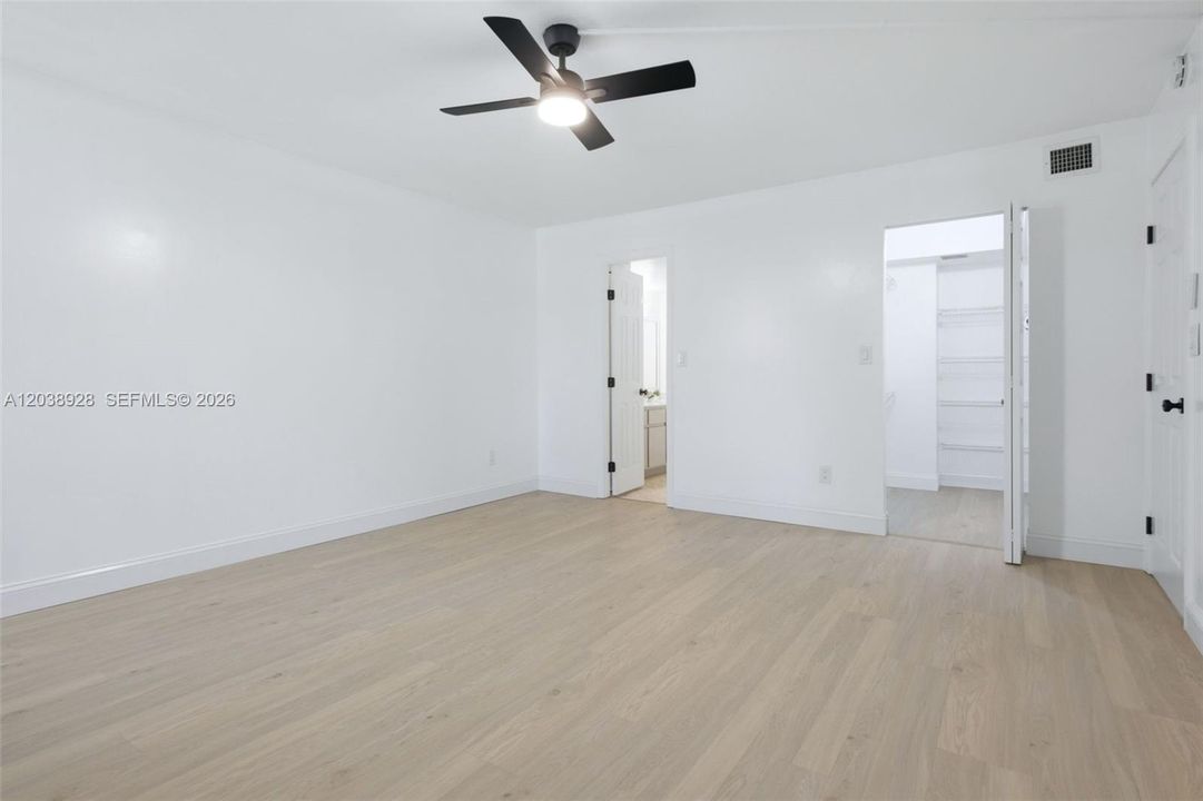 En Venta: $217,000 (2 camas, 2 baños, 1370 Pies cuadrados)