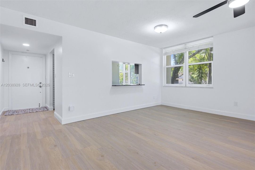 En Venta: $217,000 (2 camas, 2 baños, 1370 Pies cuadrados)