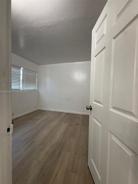 В аренду: $1,695 (1 спален, 1 ванн, 650 Квадратных фут)