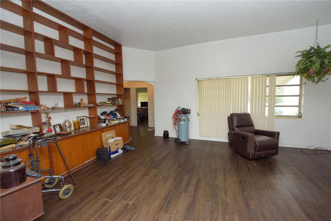 For Sale: $525,000 (2 beds, 2 baths, 1404 Square Feet)