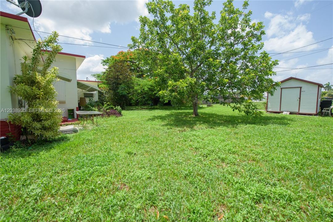 For Sale: $525,000 (2 beds, 2 baths, 1404 Square Feet)