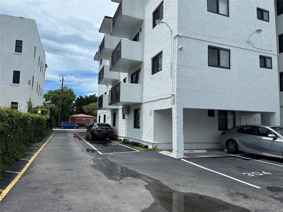 В аренду: $1,795 (1 спален, 1 ванн, 0 Квадратных фут)
