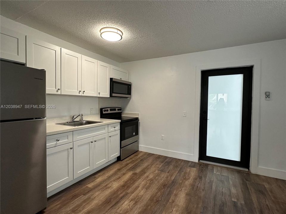 В аренду: $1,795 (1 спален, 1 ванн, 0 Квадратных фут)
