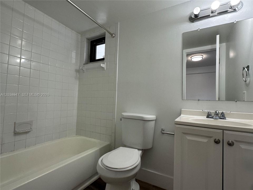 В аренду: $1,795 (1 спален, 1 ванн, 0 Квадратных фут)