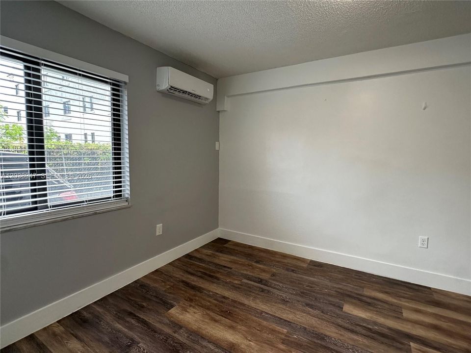 В аренду: $1,795 (1 спален, 1 ванн, 0 Квадратных фут)