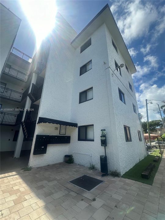 В аренду: $1,795 (1 спален, 1 ванн, 0 Квадратных фут)