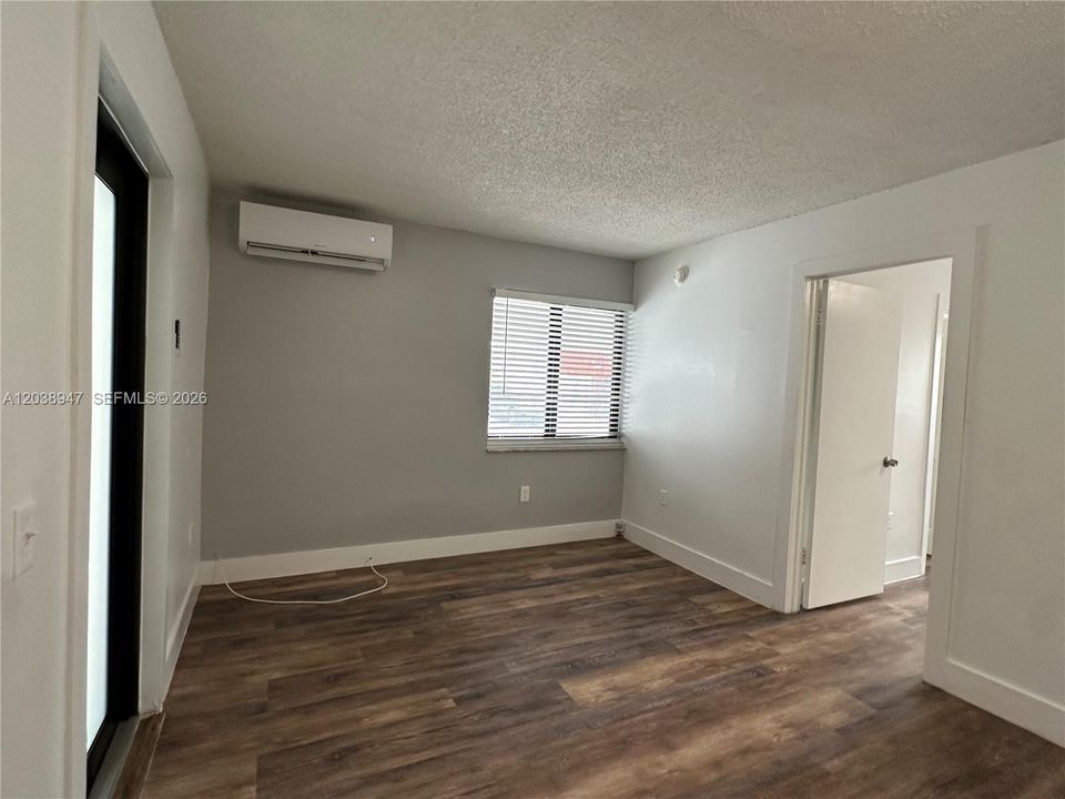 В аренду: $1,795 (1 спален, 1 ванн, 0 Квадратных фут)