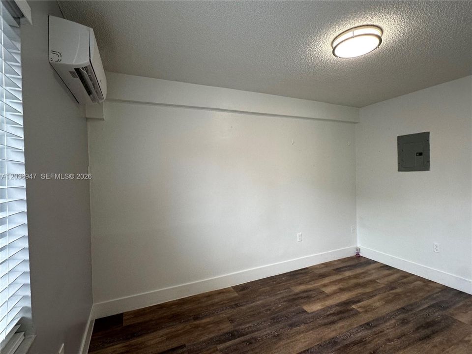 В аренду: $1,795 (1 спален, 1 ванн, 0 Квадратных фут)