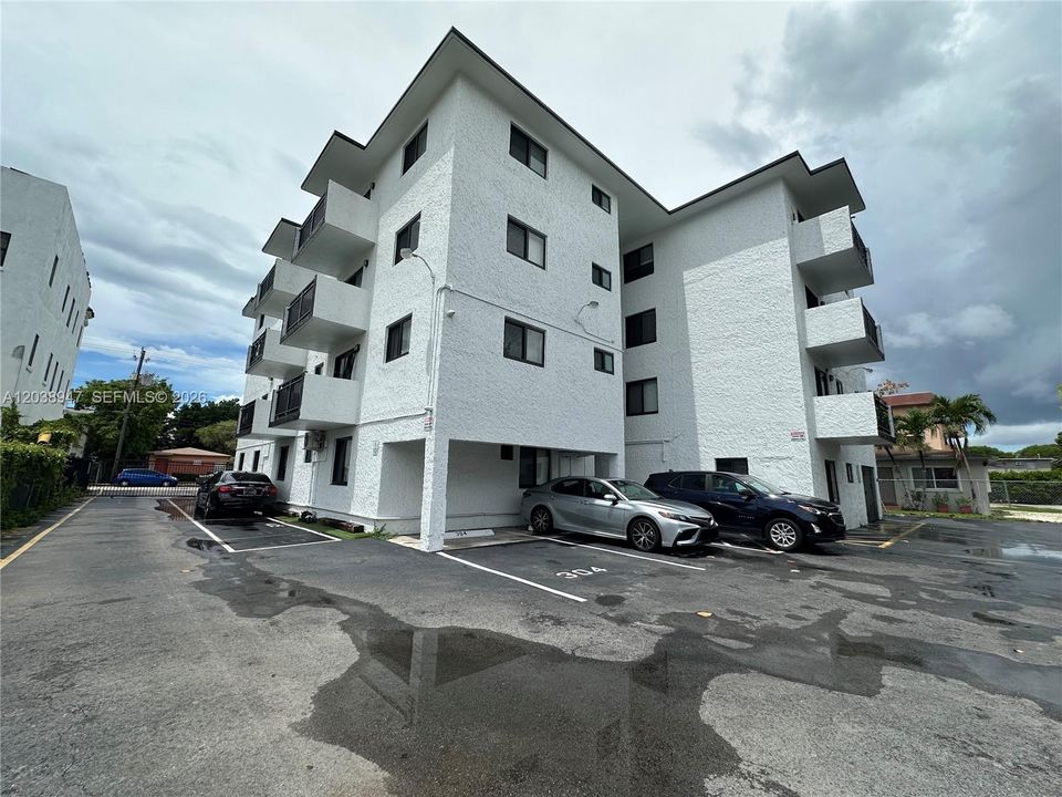 В аренду: $1,795 (1 спален, 1 ванн, 0 Квадратных фут)