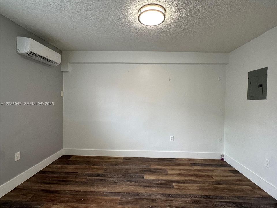 В аренду: $1,795 (1 спален, 1 ванн, 0 Квадратных фут)