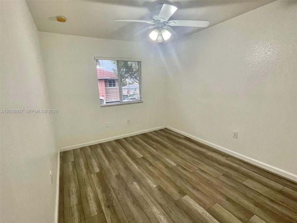 For Sale: $425,000 (3 beds, 2 baths, 1521 Square Feet)