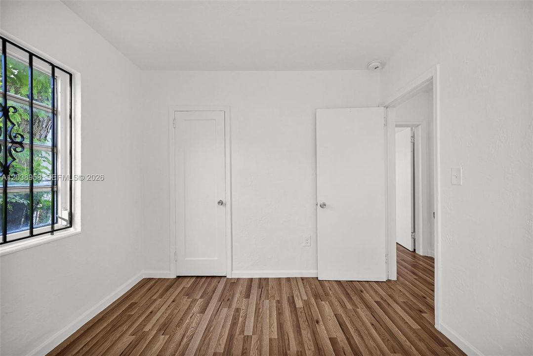 For Sale: $439,900 (3 beds, 1 baths, 1167 Square Feet)