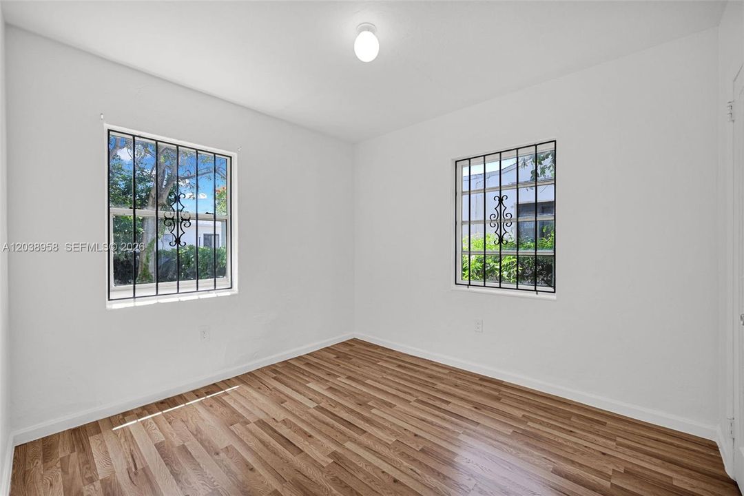 For Sale: $439,900 (3 beds, 1 baths, 1167 Square Feet)