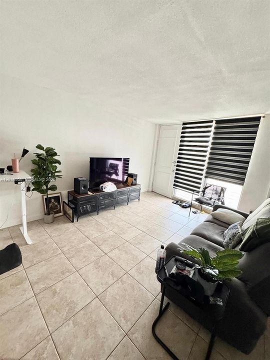 En Venta: $350,000 (1 camas, 1 baños, 680 Pies cuadrados)