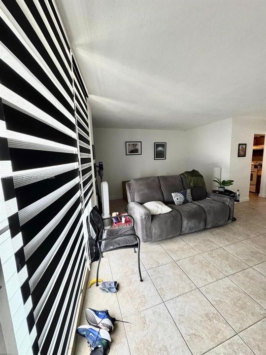 En Venta: $350,000 (1 camas, 1 baños, 680 Pies cuadrados)