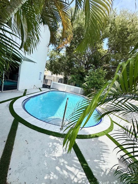 En Venta: $350,000 (1 camas, 1 baños, 680 Pies cuadrados)