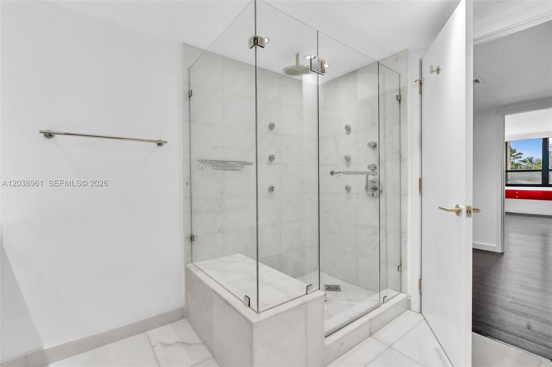 For Sale: $1,485,000 (2 beds, 2 baths, 1882 Square Feet)