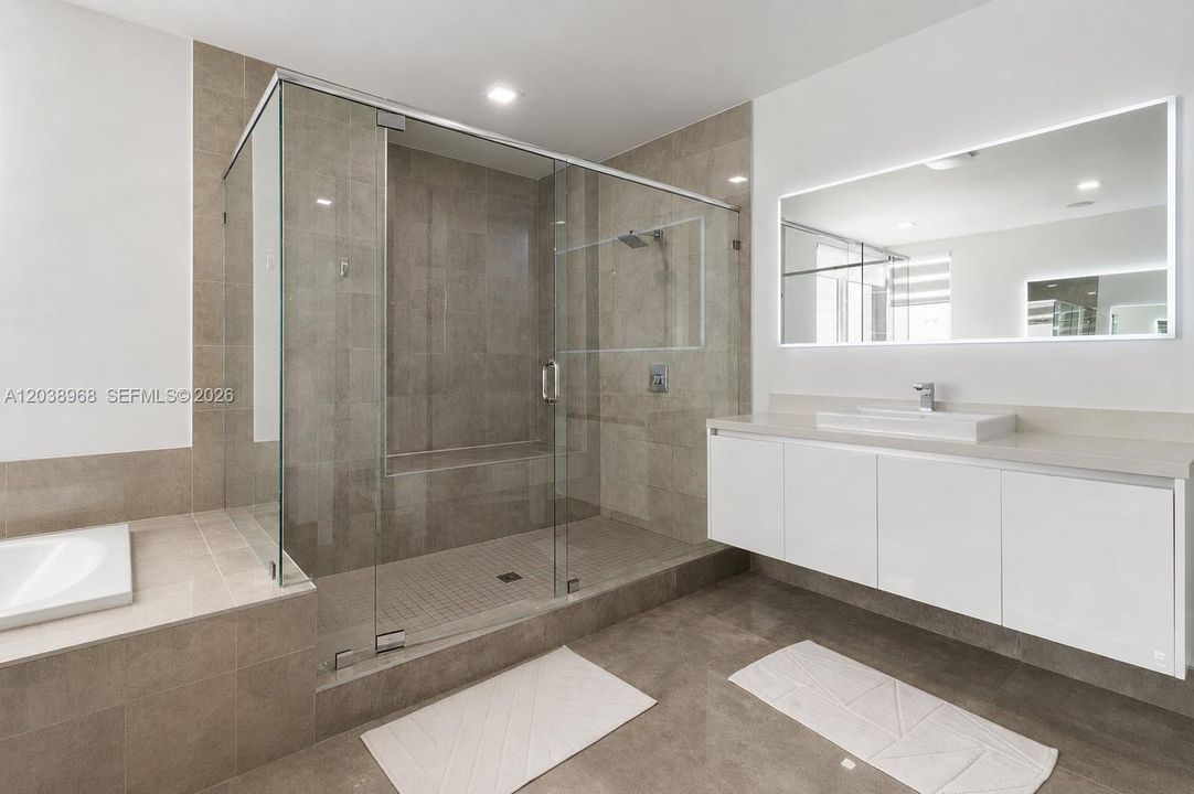 For Sale: $2,845,000 (5 beds, 5 baths, 3841 Square Feet)