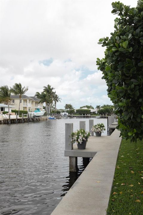 NM 22 Dock4