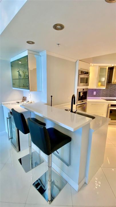 В аренду: $6,500 (2 спален, 2 ванн, 1602 Квадратных фут)
