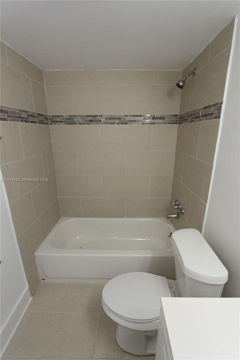 В аренду: $1,800 (1 спален, 1 ванн, 605 Квадратных фут)