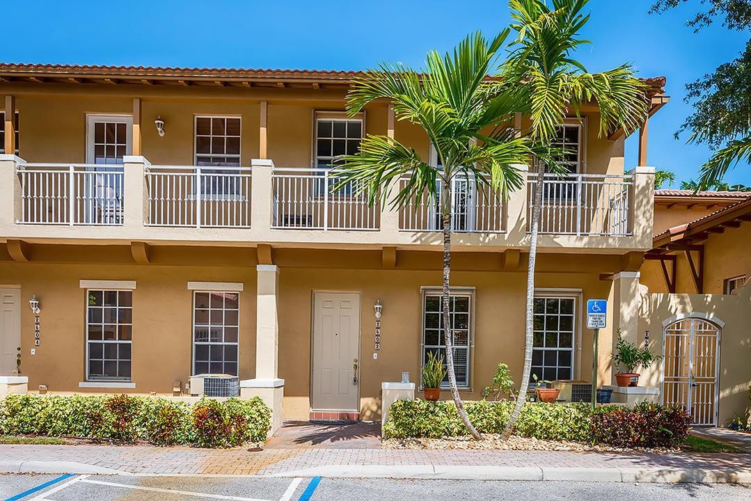 2502-NW-4TH-ST-025