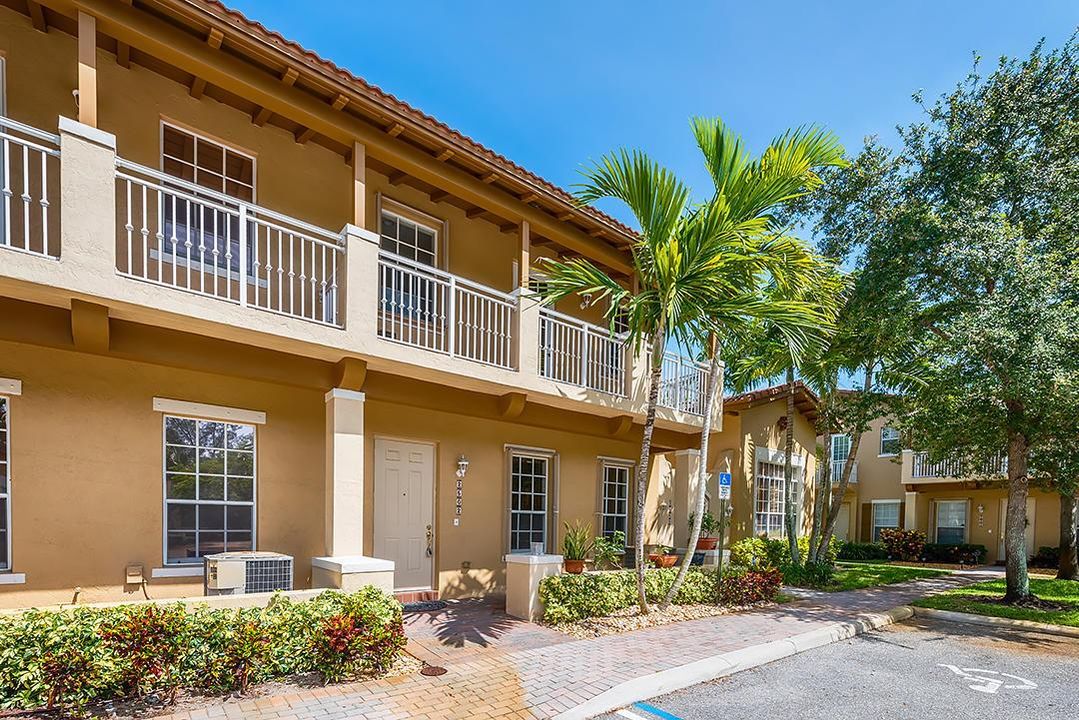 2502-NW-4TH-ST-027