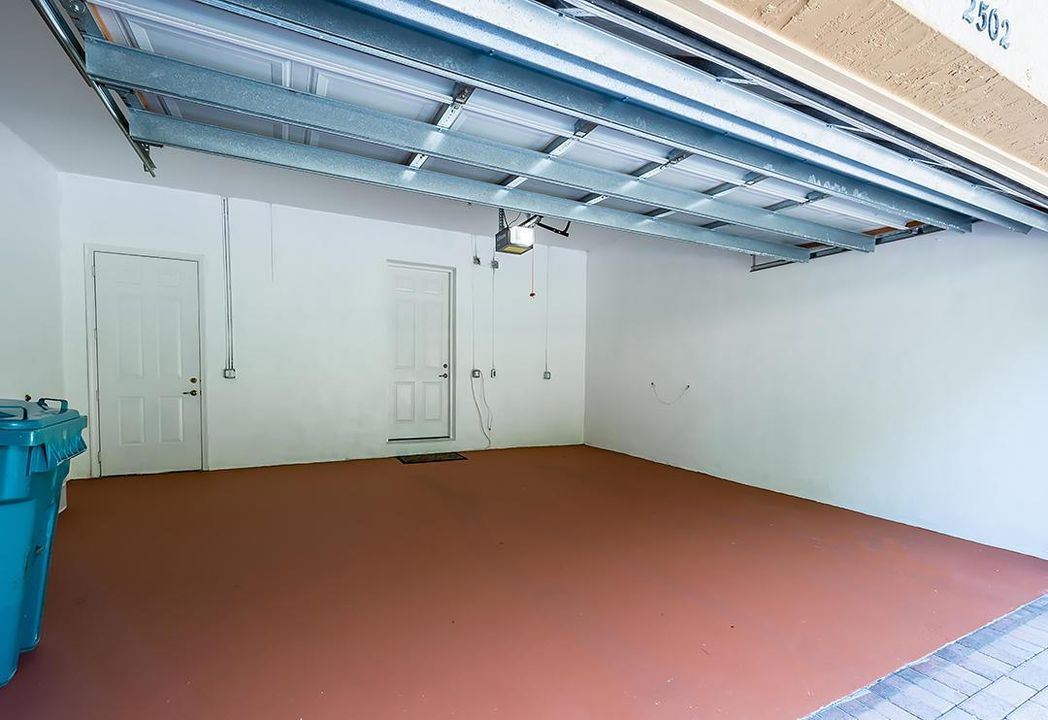 2502-NW-4TH-ST-023