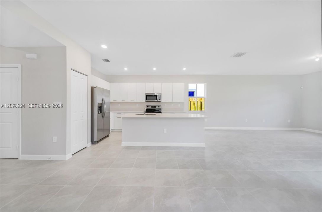 For Sale: $540,000 (3 beds, 2 baths, 1840 Square Feet)