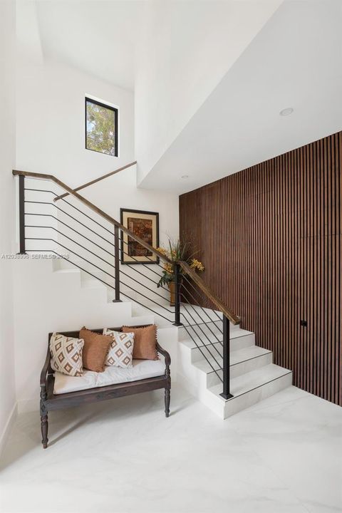 En Venta: $4,150,000 (4 camas, 3 baños, 3031 Pies cuadrados)