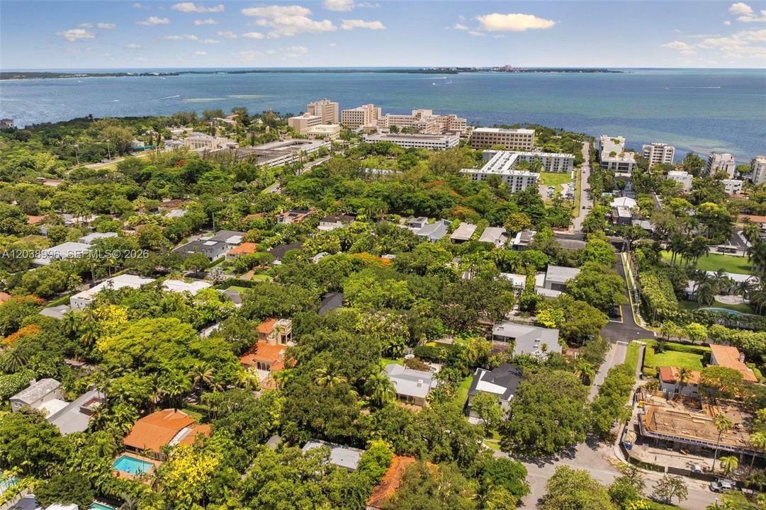 En Venta: $4,150,000 (4 camas, 3 baños, 3031 Pies cuadrados)
