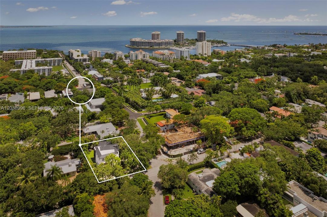 En Venta: $4,150,000 (4 camas, 3 baños, 3031 Pies cuadrados)